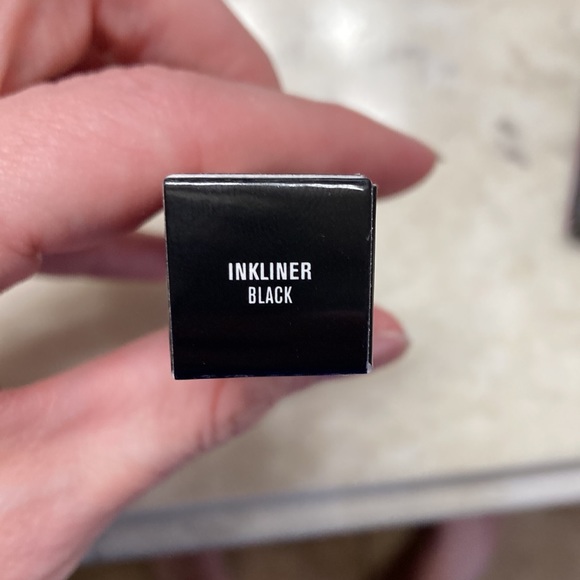 The eyes have it! Bundle of new in box makeup/skin items - Picture 7 of 10